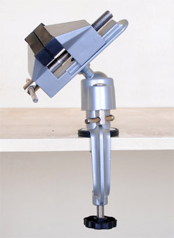 Table vices, articulated RH-002 on a clamp