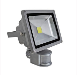 LED прожектор 20W / 0,5W  тепле світло, датчик руху