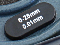 Мікрометр механічний MOM-25 [0-25мм, точність 0,01мм]
