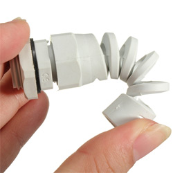 Sealed cable gland PG7 coiled White