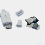 Вилка USB-Micro 4pin в корпусе на кабель белая CN-06-06